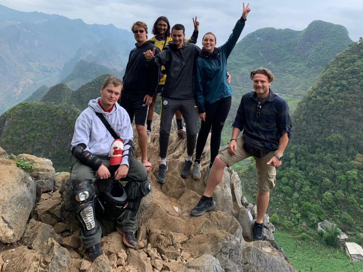 Nhi'S House & Safari -Motorbike Rental-Tour Ha Giang Exterior photo